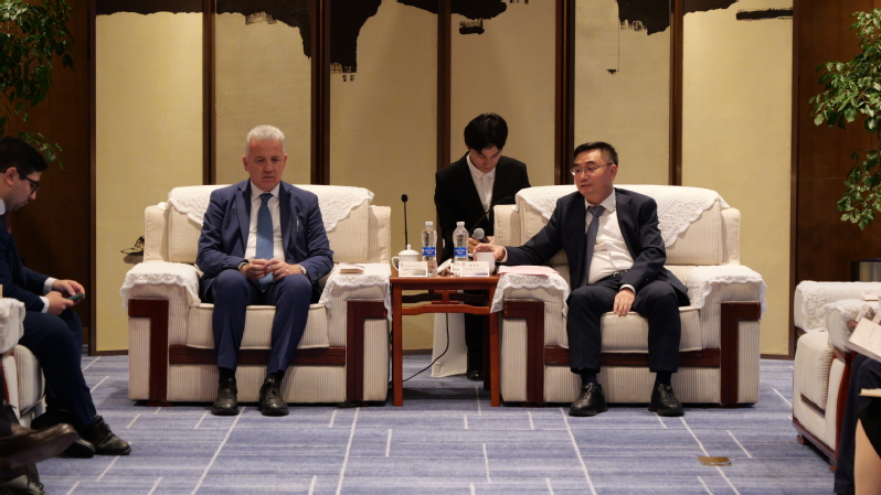 外院学子出色完成中意合作交流口...