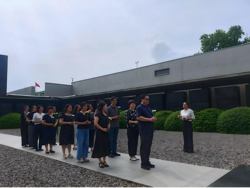 铭记历史 译述真相—外国语学院...